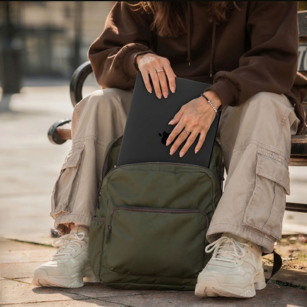 Tech-Protect MacBook Neo 13 Kuori SoftShell Musta