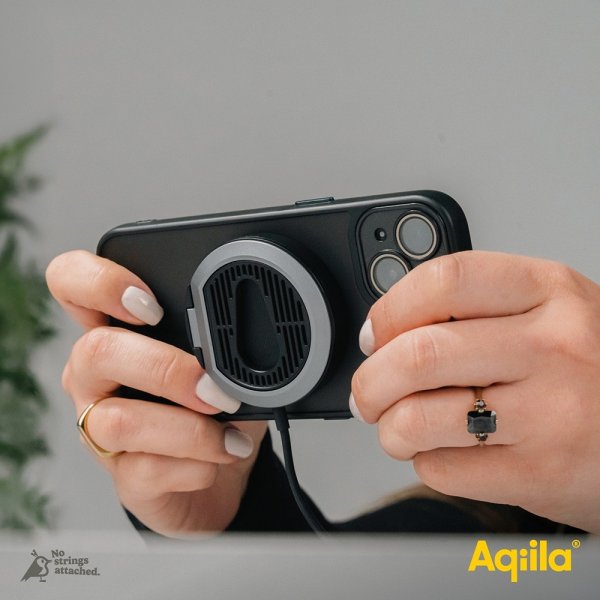 Aqiila Autoteline langattomalla latauksella Chargebird QC1 Qi2 MagSafe 15W