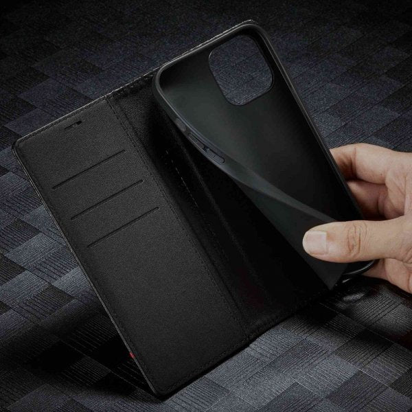 Lc.Imeeke iPhone 14 Plus -suojakotelo, hiilikuitukuvio, punainen raita, pysty