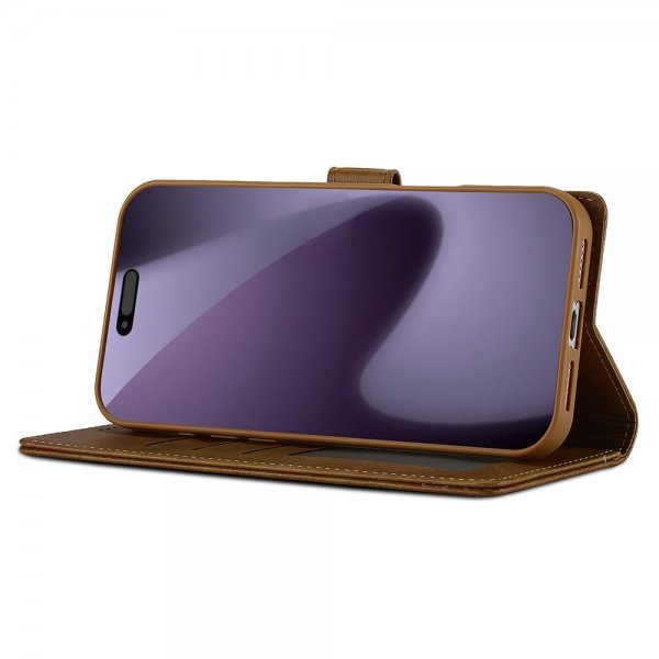 Lc.Imeeke iPhone 17 Pro Max -kotelo korttipaikalla ja jalustatoiminnolla, vaaleanruskea