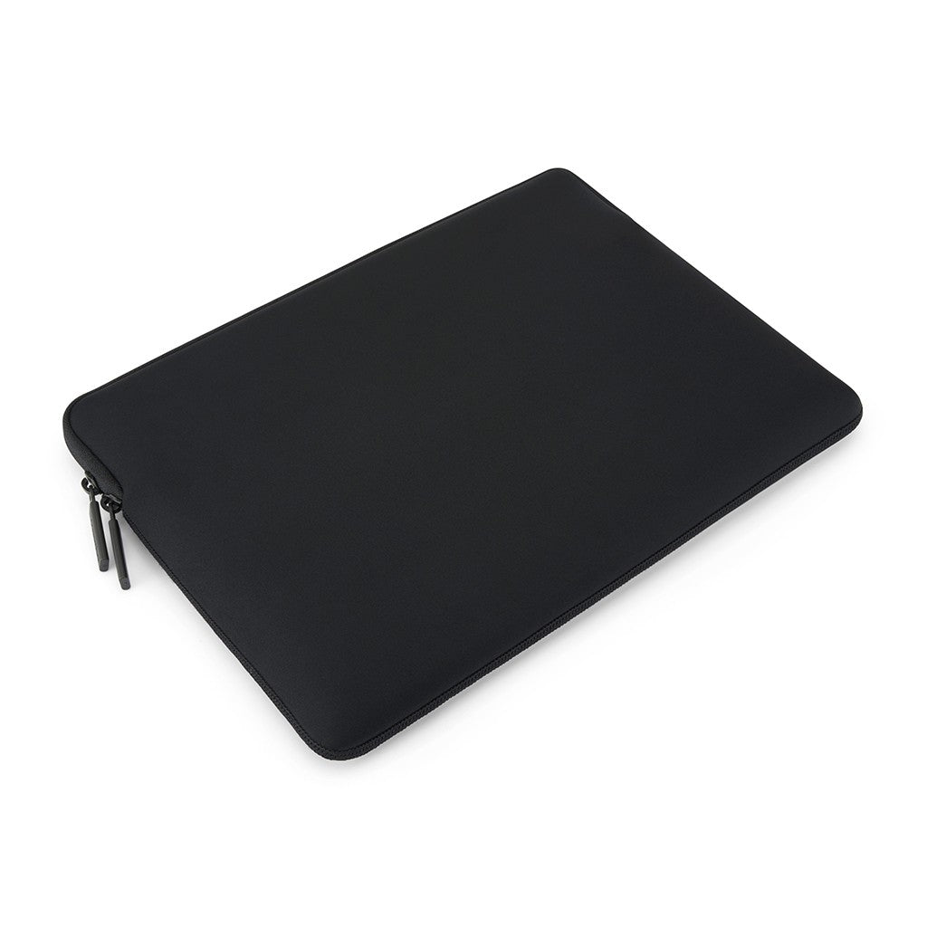 Pipetto MacBook Air 15 Sleeve Classic Fit Sleeve Musta