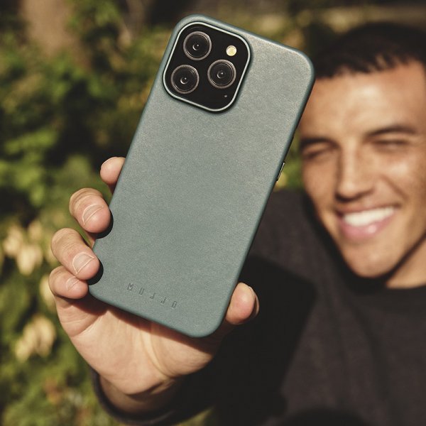 Mujjo iPhone 16 Pro Kuori Täysnahkakotelo Livid Green