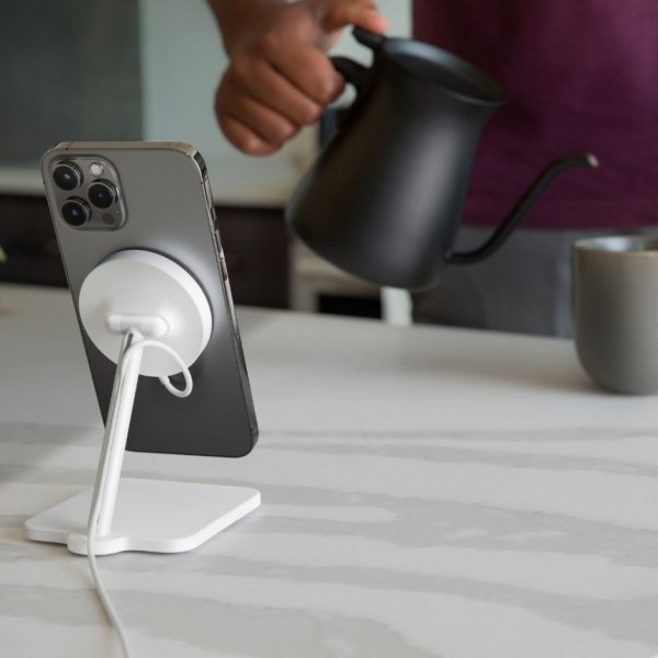 Twelve South Forté MagSafe-laturille
