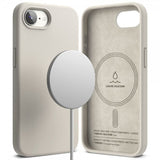 Ringke iPhone 16/iPhone 17 silikonimagneettikotelo