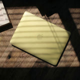 Tech-Protect MacBook Neo 13 Kuori SoftShell Keltainen