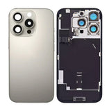 iPhone 16 Pro Takalasi pienosilla - Luonnollinen titaani