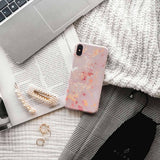 Burga iPhone 17 -kuoret Tough MagSafe Golden Coral
