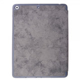 Gear iPad 10.2 (7/8/9 sukupolven) kotelo kolminkertaisella jalustalla Folio Harmaa