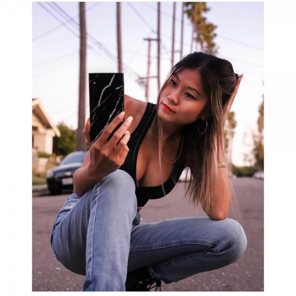 iDecoz iPhone 11 Pro Max -kuori Square Case Marble, musta