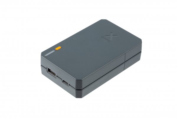 Xtorm Powerbank 10 000 mAh 15 W USB-C & USB-A Harmaa