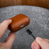 Kiinteät AirPods 3 Kuori PodsLeather MagSafe Ruskea