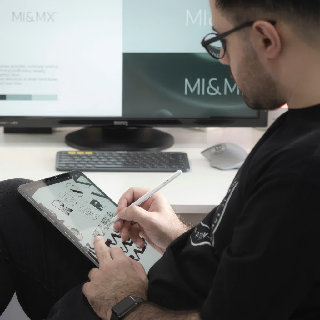 Alogic iPad Stylus -kynä langattomalla latauksella