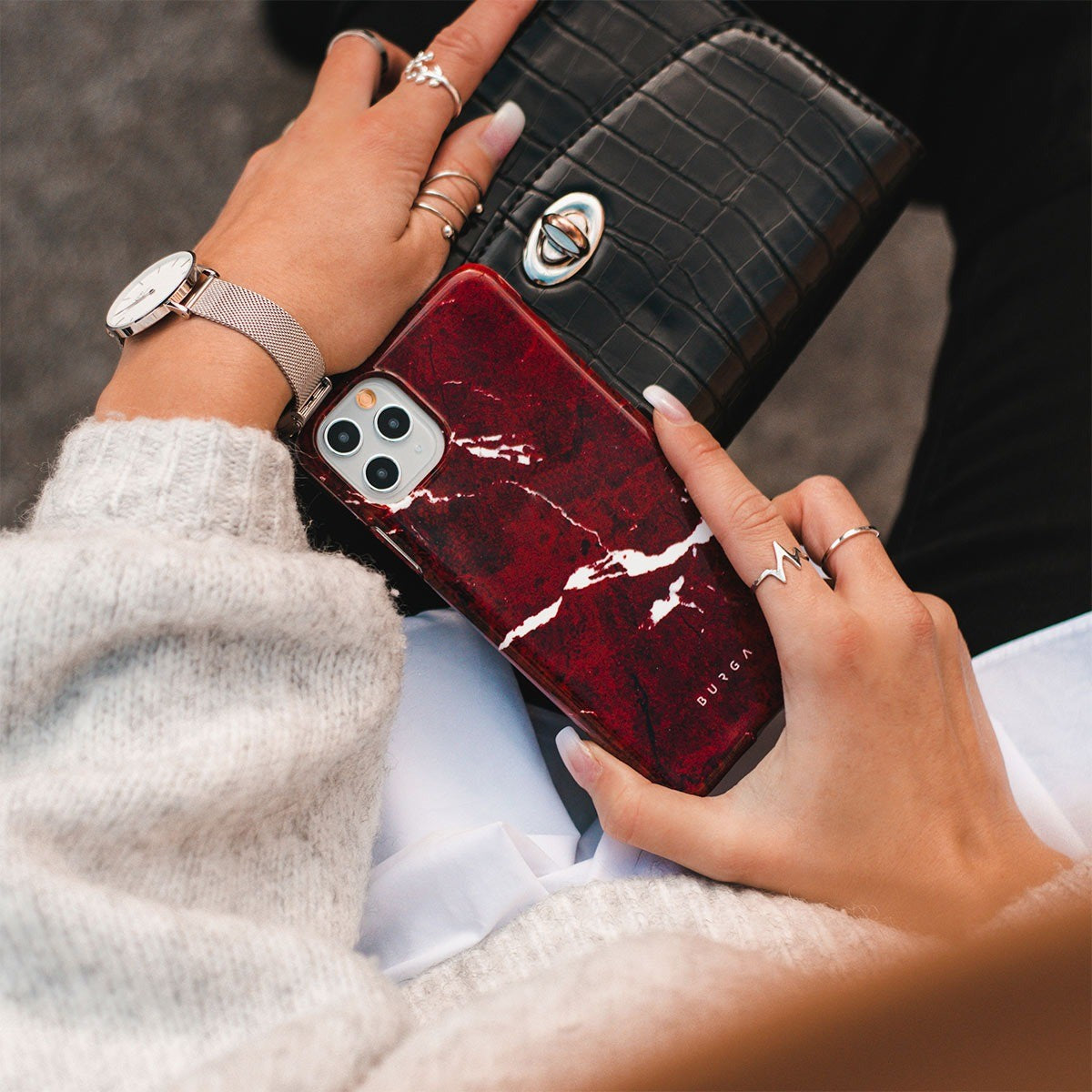 Burga iPhone 18 Pro Kuori Tough MagSafe Iconic Red Ruby