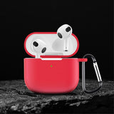 AirPods 4/5 Kuori Musta Karbinhakella