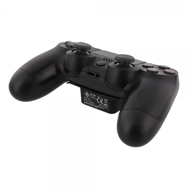 Deltaco Gaming -akkupaketti langattomalla latauksella PlayStation 4:lle
