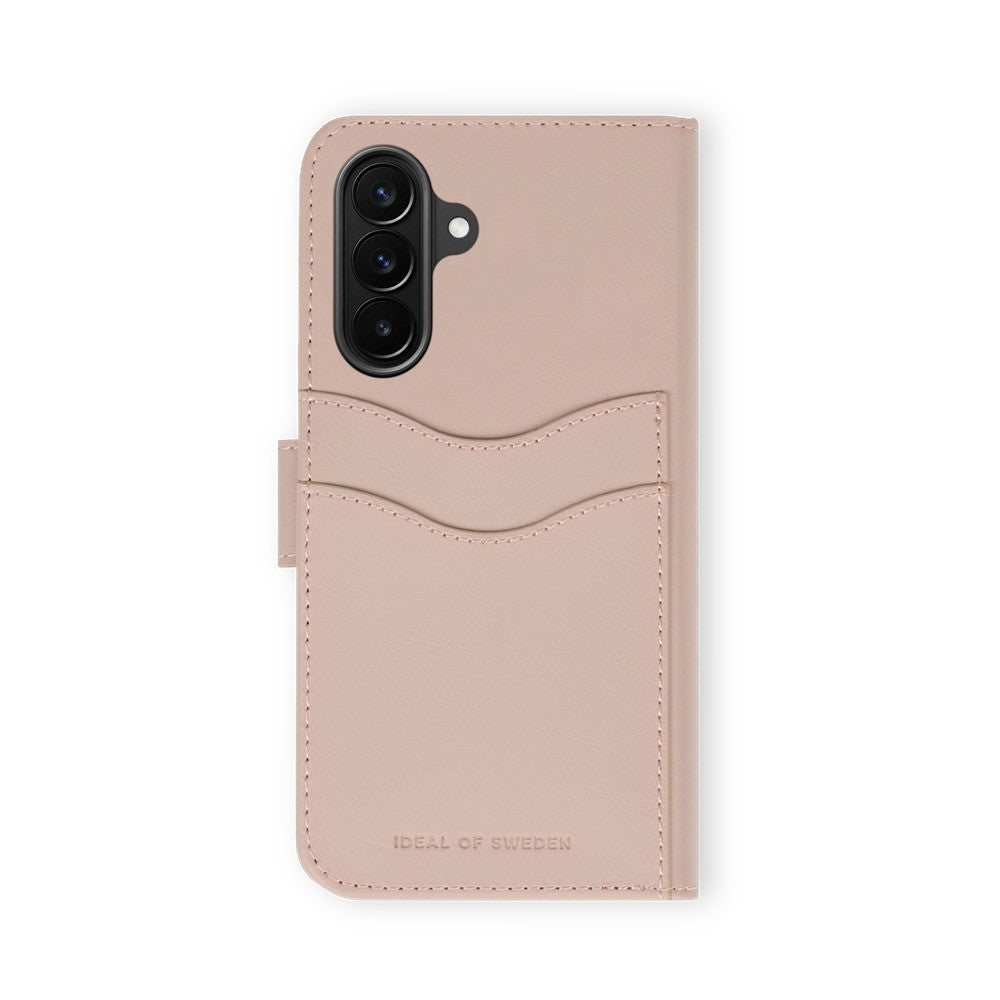 Ideal of Sweden Samsung Galaxy A57 Kotelo Magnet Wallet+ MagSafe Vaaleanpunainen