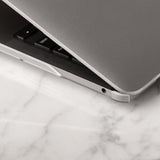 Moshi iGlaze MacBook Pro 13 M1 (A2338) Kuori Läpinäkyvä