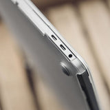 Moshi MacBook Pro 16 (A2141) iGlaze Hardshell -suojakuori Stealth Black