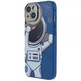 iPhone 14 Plus -kuoret, astronautti, sinivihreä