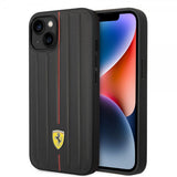 Ferrari iPhone 14 Plus -kuori, kohokuvioidut raidat, punainen