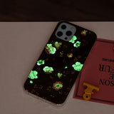 iPhone 14 Pro Kuoret Ruusuaiheella