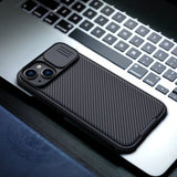 Nillkin iPhone 13/14 Suojakuori CamShield Pro Musta