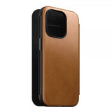 Nomad iPhone 15 Pro -kotelo Modern Leather Folio English Tan