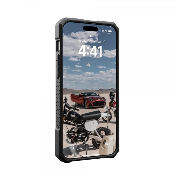 Urban Armor Gear (UAG) iPhone 15 Pro Max Kuori Monarch Pro MagSafe Kevlar Black