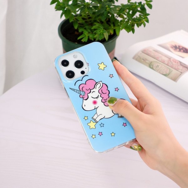 iPhone 15 Pro Max Kuori Yksisarvinen-aiheella