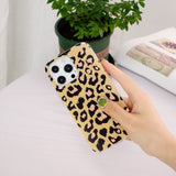 iPhone 15 Pro Max Kuori Leopardi-kuvio
