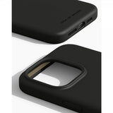 Ideal of Sweden iPhone 15 Pro Max Suojakuori Silicone Case MagSafe Musta