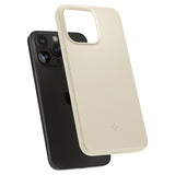 Spigen iPhone 15 Pro Max Kuoret Thin Fit Mute Beige
