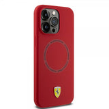 Ferrari iPhone 15 Pro -silikonisuojakuori MagSafe - punainen