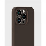 holdit iPhone 15 Pro -silikonikuori, suklaanruskea