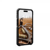 Urban Armor Gear (UAG) iPhone 15 -suojakuori Metropolis LT MagSafe Kevlar Black