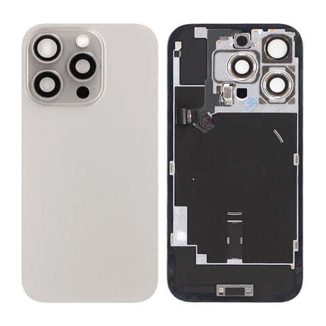 iPhone 16 Pron lasinen takakansi – luonnollinen titaani