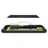 Spigen iPhone 16/17 -kuori Rugged Armor MagFit mattamusta