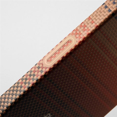 Pitaka iPhone 16 Pro Kuori Edge MagSafe Sunset