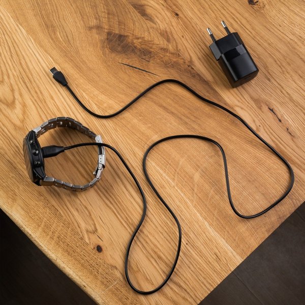 Kiinteä laturi Garmin Smartwatch USB-C 2m Musta