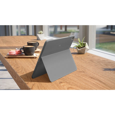 Logitech iPad Air 13 (M2/M3/M4) Kotelo näppäimistöllä Combo Touch