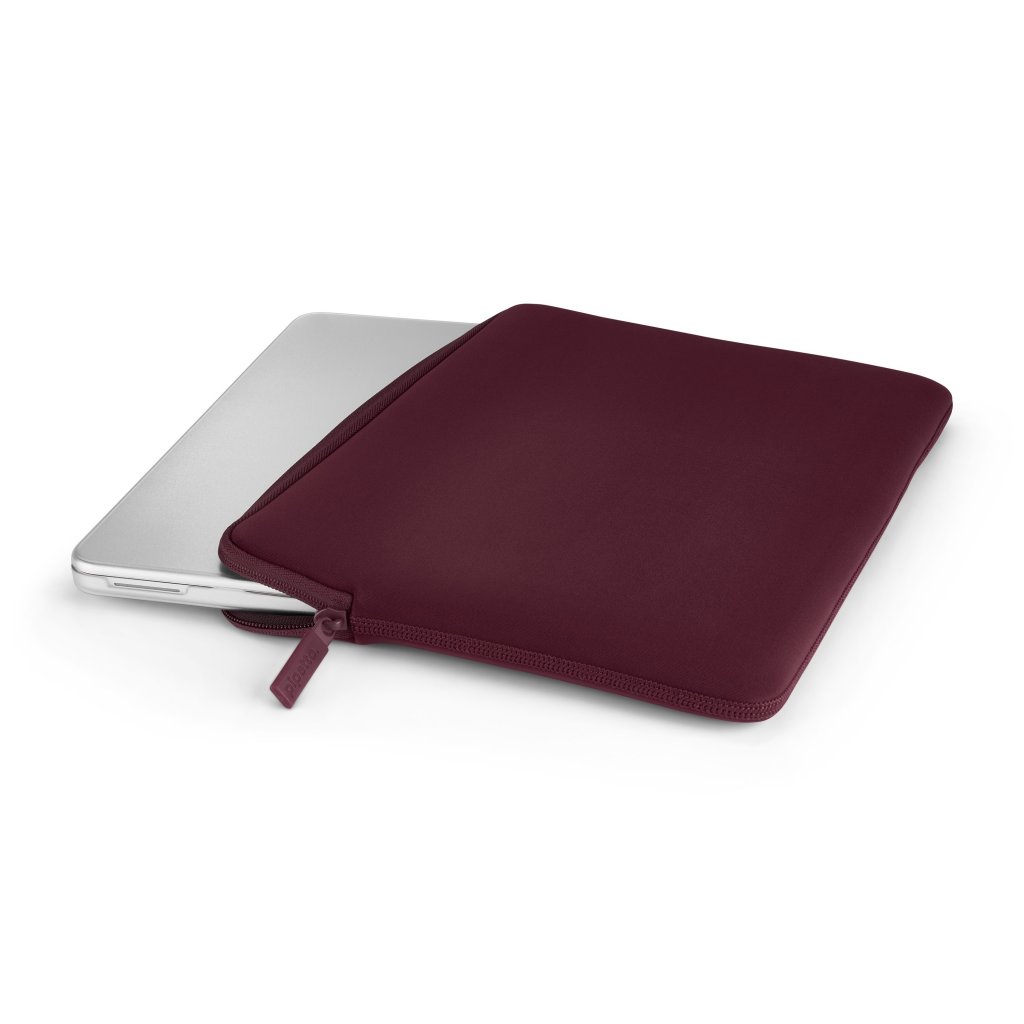 Pipetto Classic Fit Sleeve MacBook Neolle viininpunainen