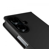 Puro iPhone 16 Plus -kotelo lompakkotelineellä, musta