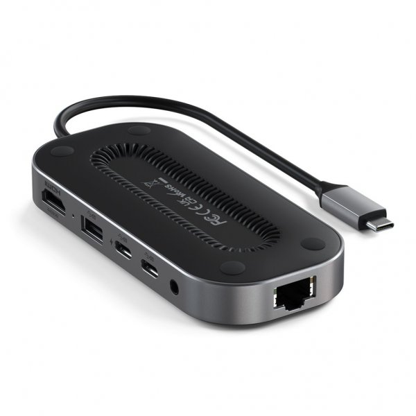 Satechi USB-4 Multiport-adapteri 2.5G Ethernetillä