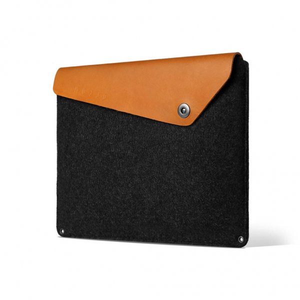 Mujjo MacBook Sleeve 13" Ruskea Musta