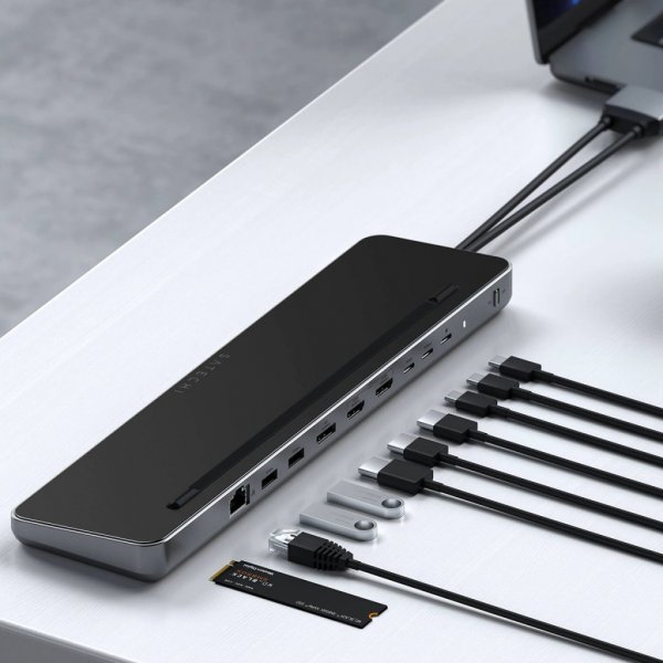 Satechi Dual Dock Stand -telakointiasema NVMe SSD -kotelolla