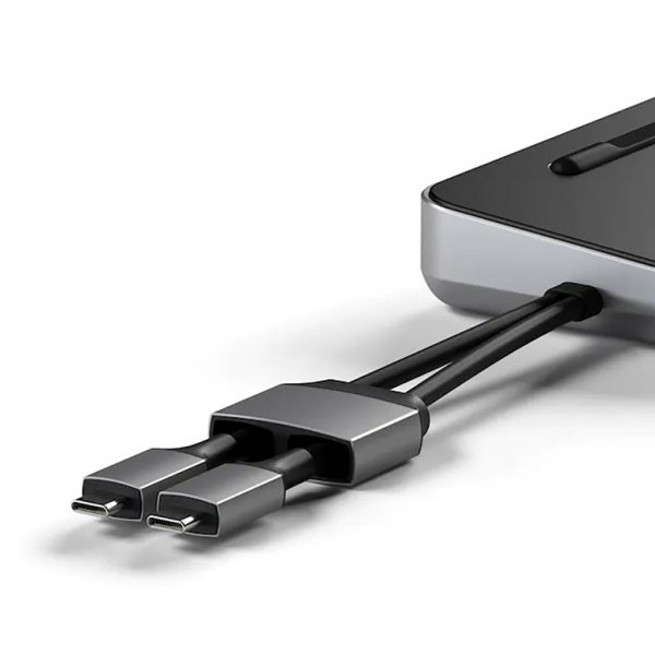 Satechi Dual Dock Stand -telakointiasema NVMe SSD -kotelolla