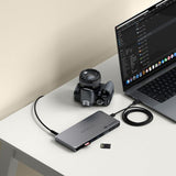 Satechi Thunderbolt 4 -telakointiasema DisplayLinkillä