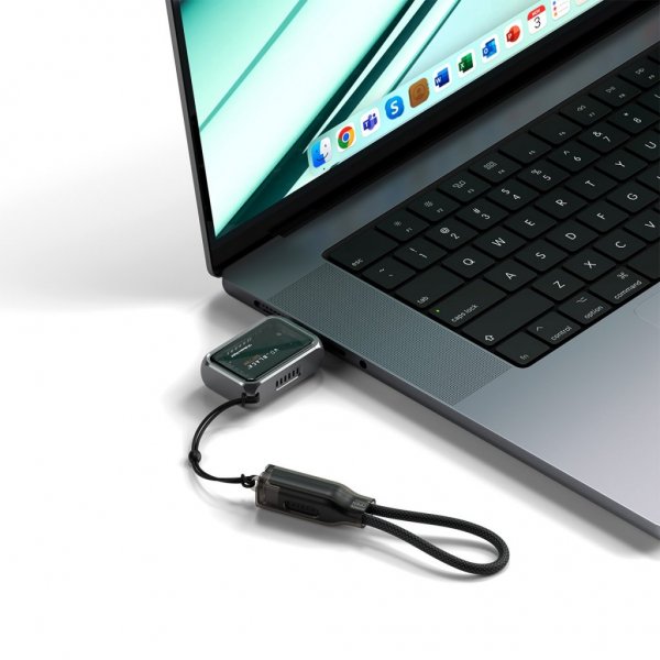 Satechi Mini NVMe SSD -kotelo