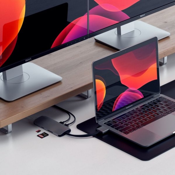 Satechi USB-C Multimedia Adapteri Kaksi 4K HDMI:tä Gigabit Ethernet Hopea