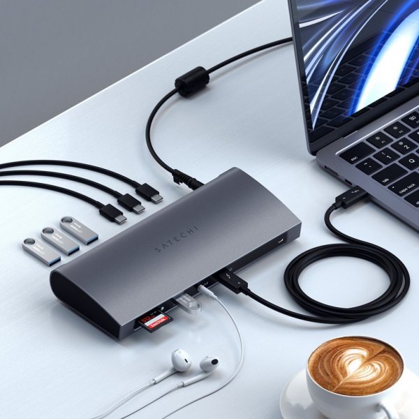 Satechi Thunderbolt 4 -telakointiasema, avaruudenharmaa
